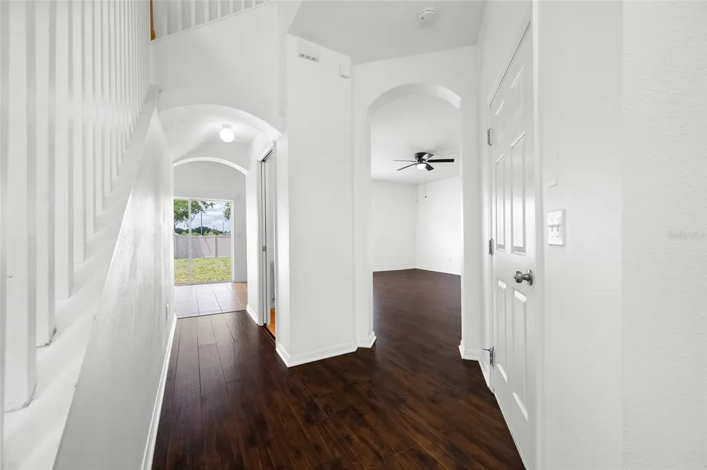 2227 Roanoke Springs Drive Ruskin FL 33570