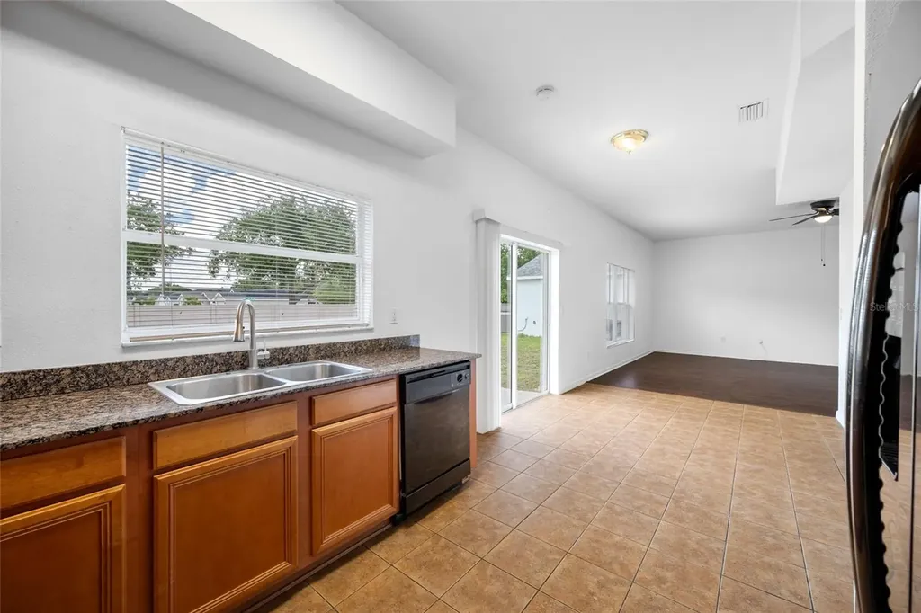 2227 Roanoke Springs Drive Ruskin FL 33570