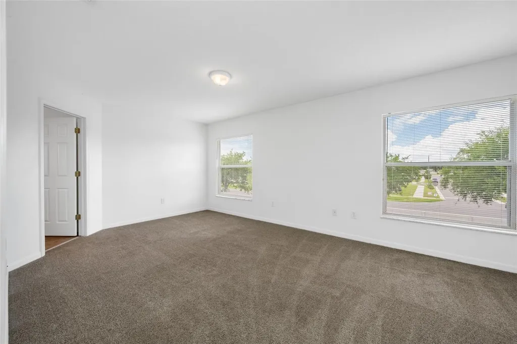 2227 Roanoke Springs Drive Ruskin FL 33570