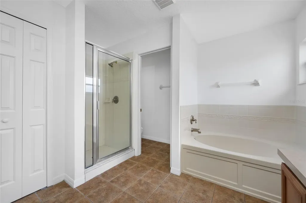 2227 Roanoke Springs Drive Ruskin FL 33570
