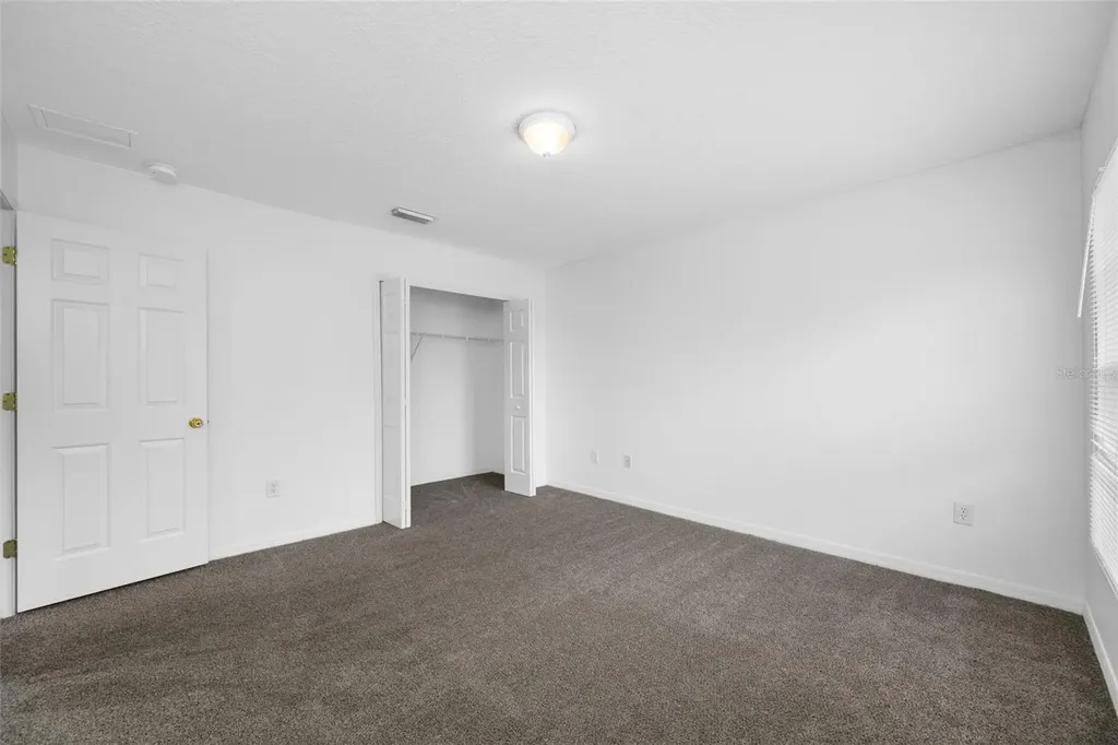 2227 Roanoke Springs Drive Ruskin FL 33570