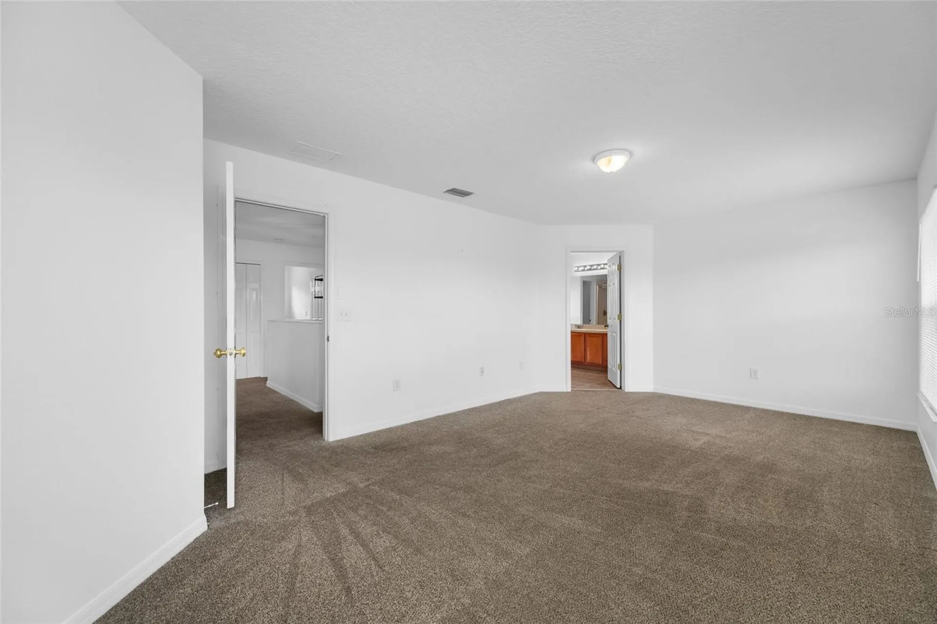 2227 Roanoke Springs Drive Ruskin FL 33570