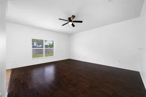2227 Roanoke Springs Drive Ruskin FL 33570