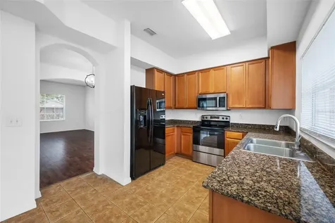 2227 Roanoke Springs Drive Ruskin FL 33570