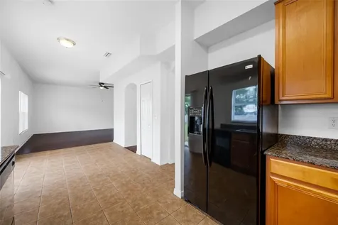 2227 Roanoke Springs Drive Ruskin FL 33570