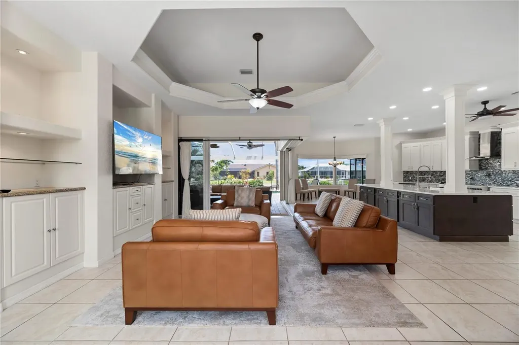 1020 Via Formia Punta Gorda FL 33950
