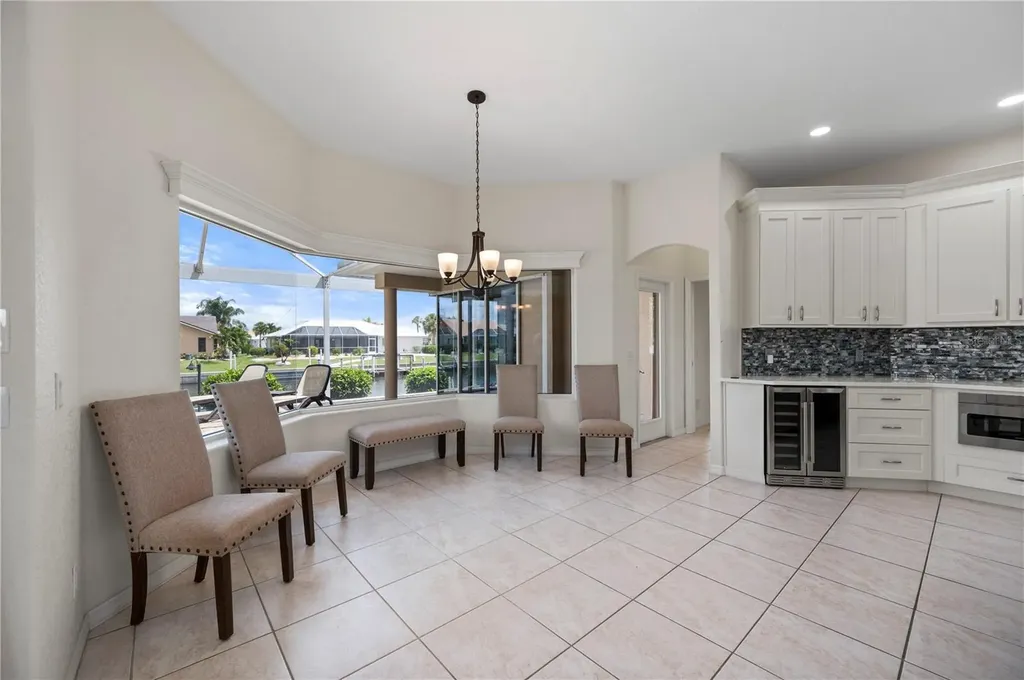 1020 Via Formia Punta Gorda FL 33950