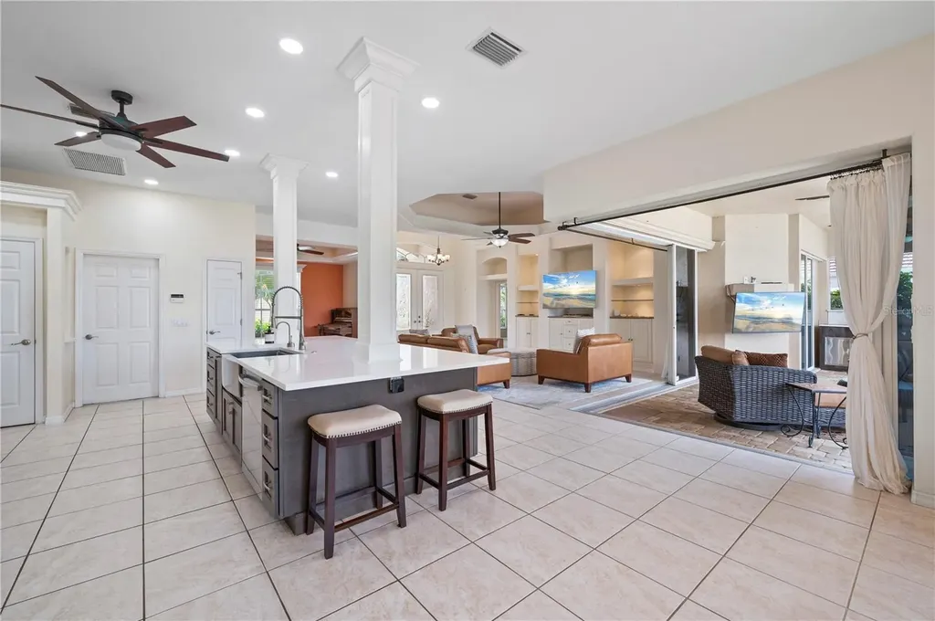 1020 Via Formia Punta Gorda FL 33950