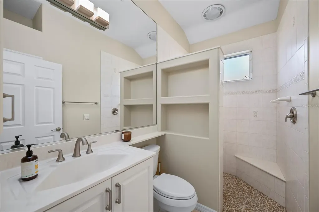 1020 Via Formia Punta Gorda FL 33950