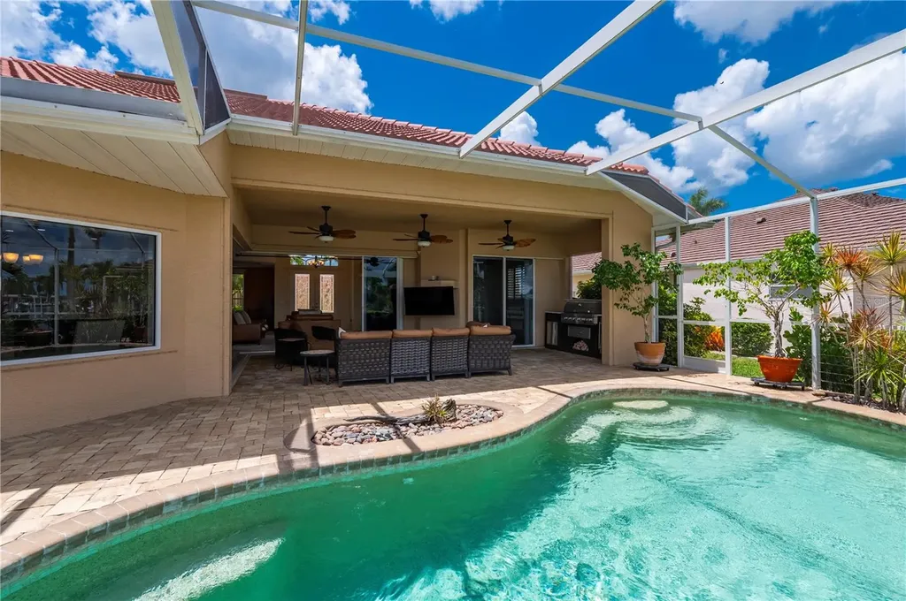 1020 Via Formia Punta Gorda FL 33950