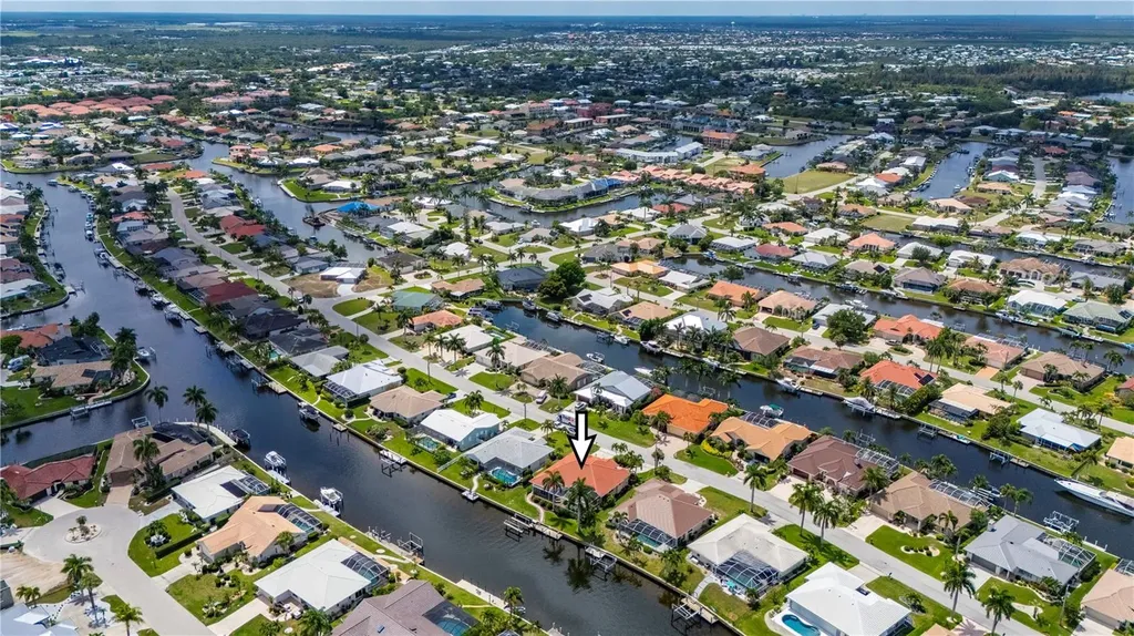 1020 Via Formia Punta Gorda FL 33950