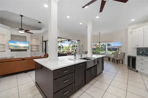 1020 Via Formia Punta Gorda FL 33950