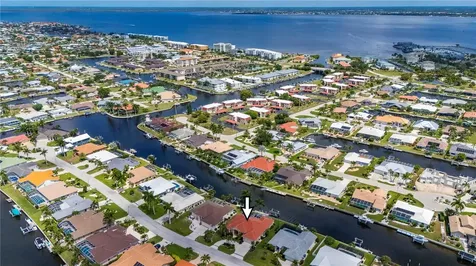 1020 Via Formia Punta Gorda FL 33950