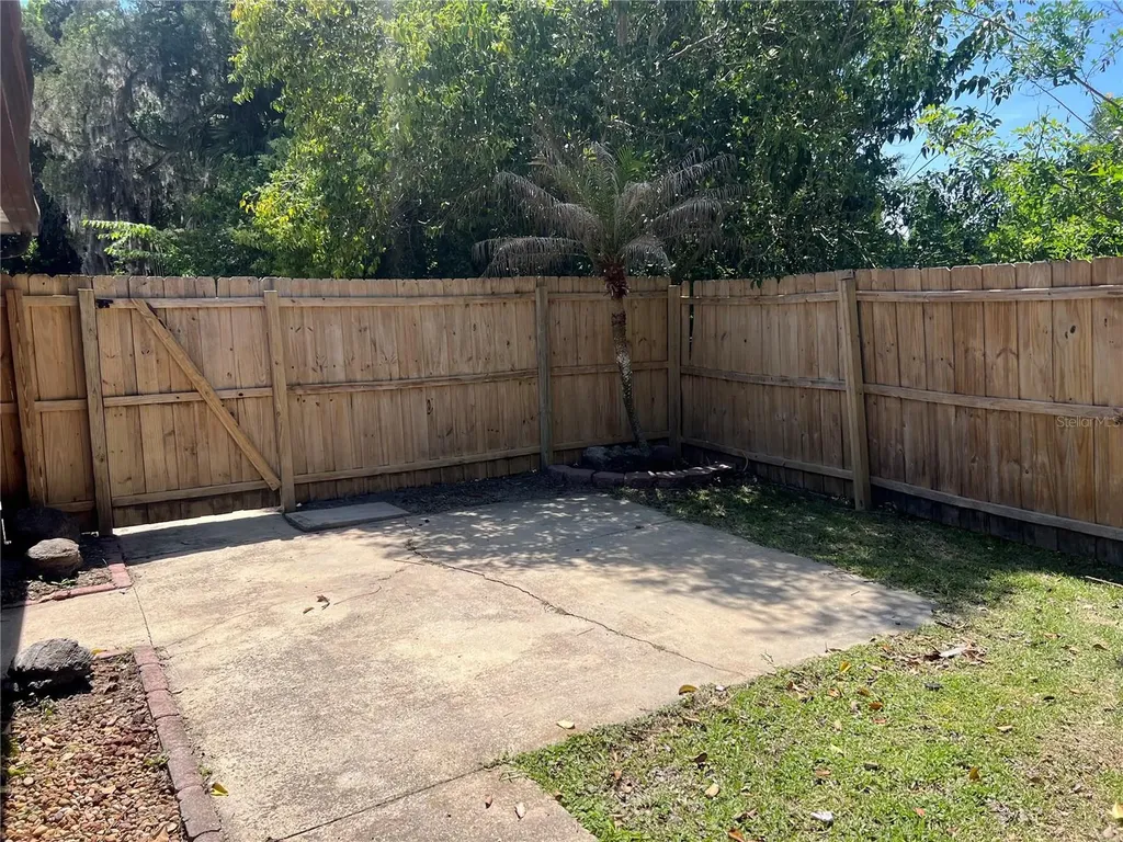 1513 Heritage Lane Daytona Beach FL 32117