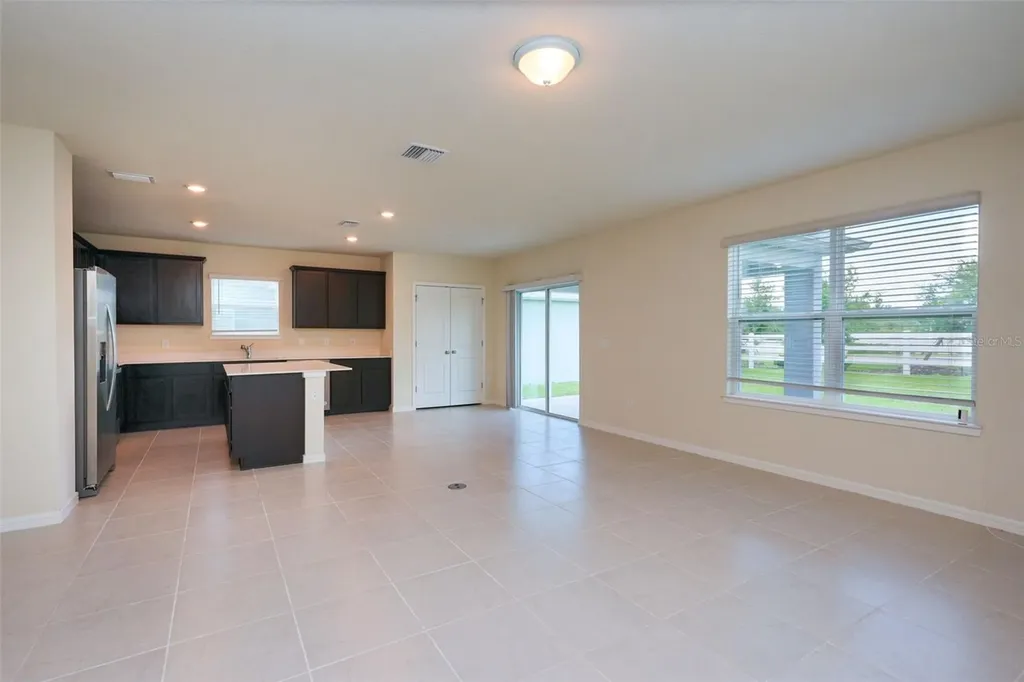 1954 Enchanting Court Davenport FL 33896