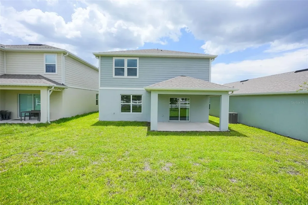 1954 Enchanting Court Davenport FL 33896