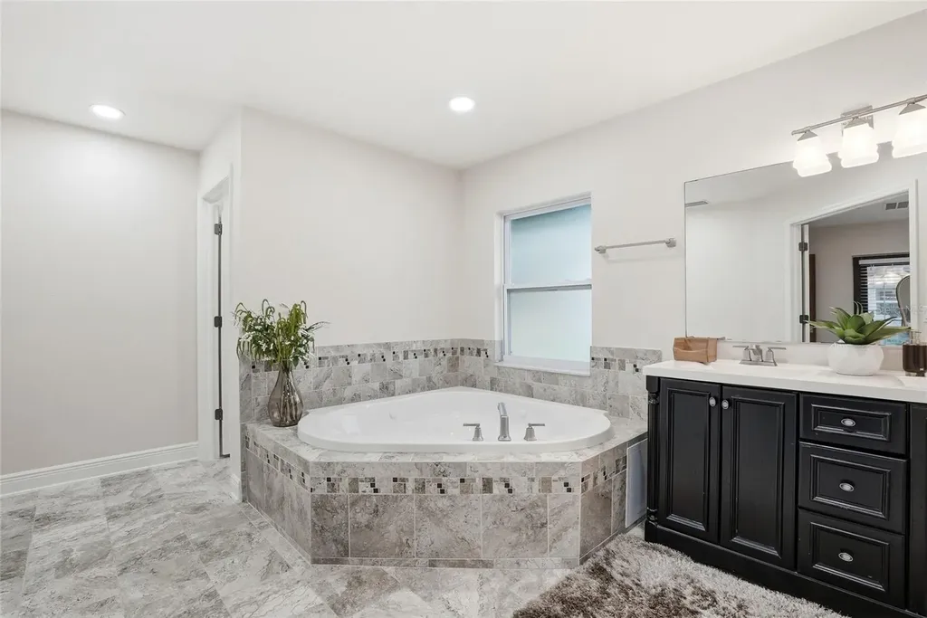 15040 Lake Magdalene Boulevard Tampa FL 33618