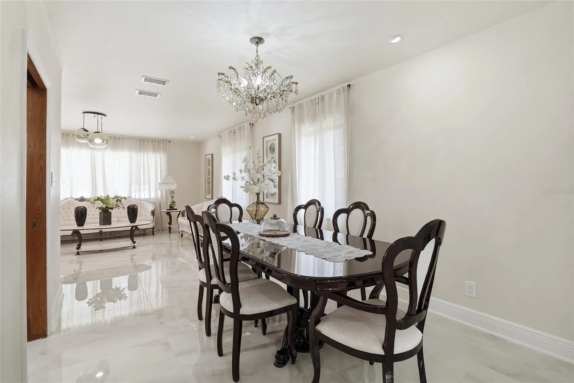 15040 Lake Magdalene Boulevard Tampa FL 33618