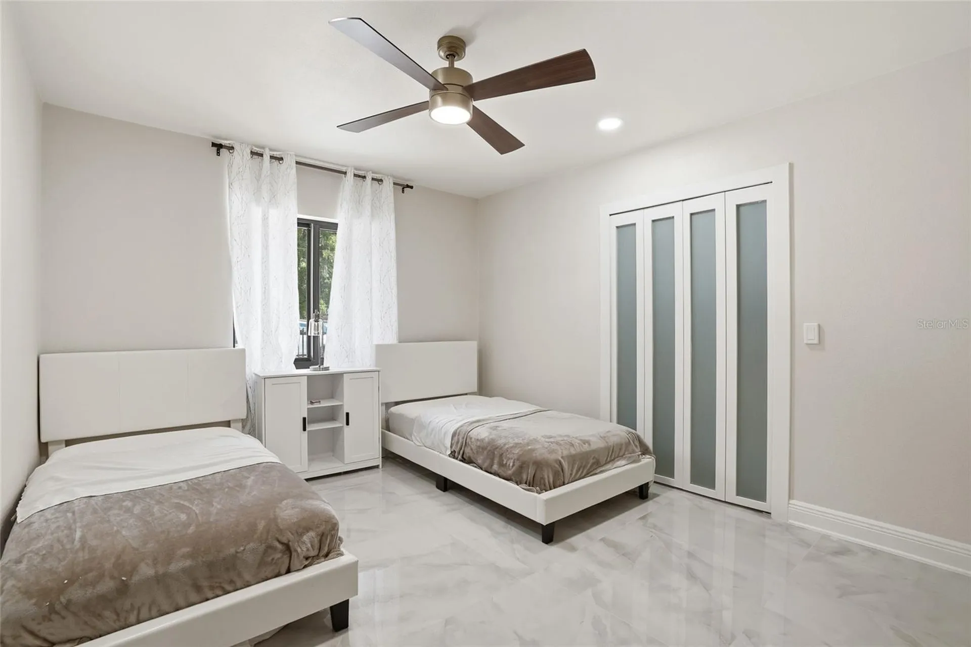 15040 Lake Magdalene Boulevard Tampa FL 33618