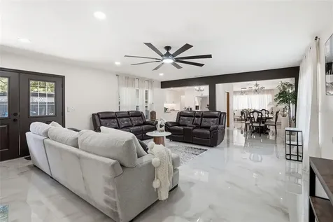 15040 Lake Magdalene Boulevard Tampa FL 33618
