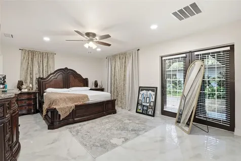 15040 Lake Magdalene Boulevard Tampa FL 33618