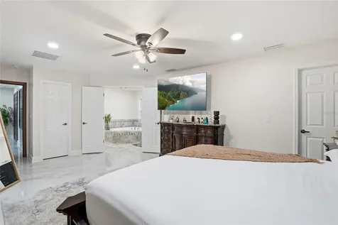 15040 Lake Magdalene Boulevard Tampa FL 33618