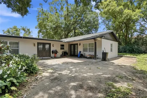 15040 Lake Magdalene Boulevard Tampa FL 33618
