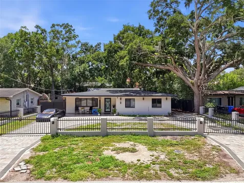 15040 Lake Magdalene Boulevard Tampa FL 33618