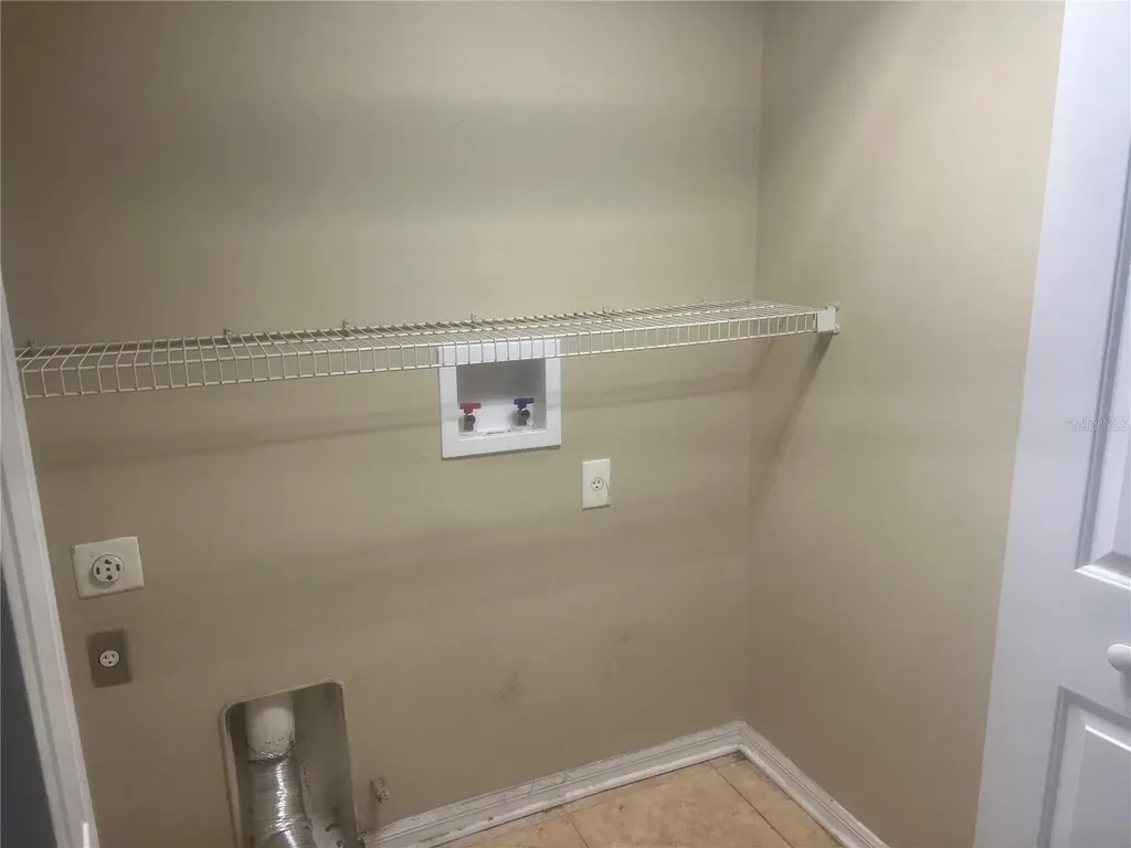 10825 Newbridge Drive Riverview FL 33579