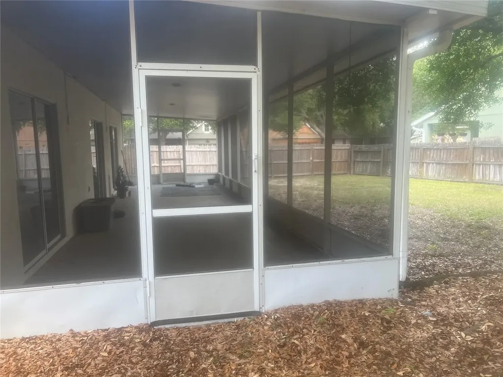 10825 Newbridge Drive Riverview FL 33579