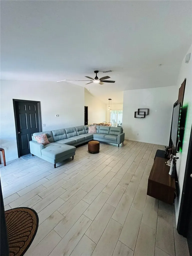 635 Gazelle Drive Kissimmee FL 34759
