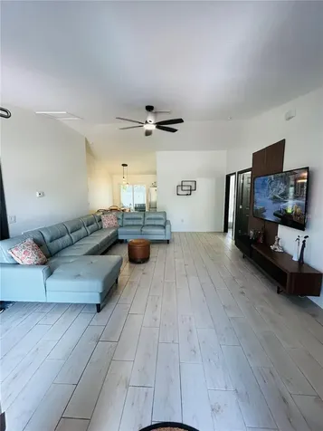 635 Gazelle Drive Kissimmee FL 34759