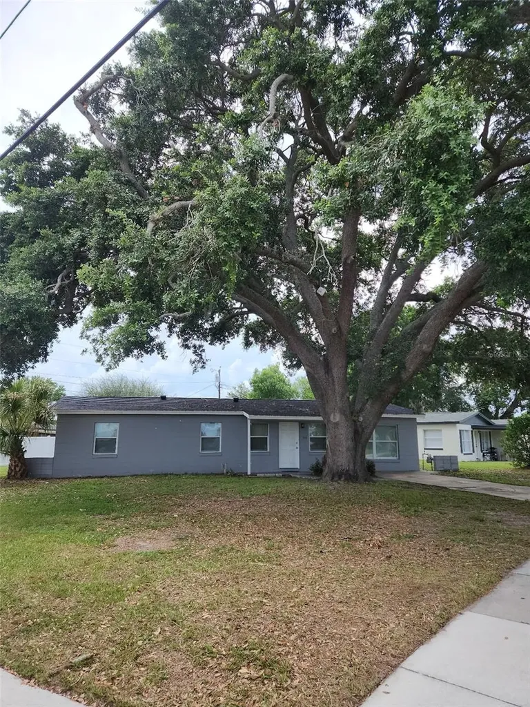 7218 Mandarin Drive Orlando FL 32819