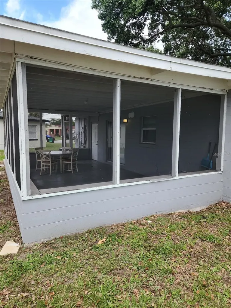 7218 Mandarin Drive Orlando FL 32819