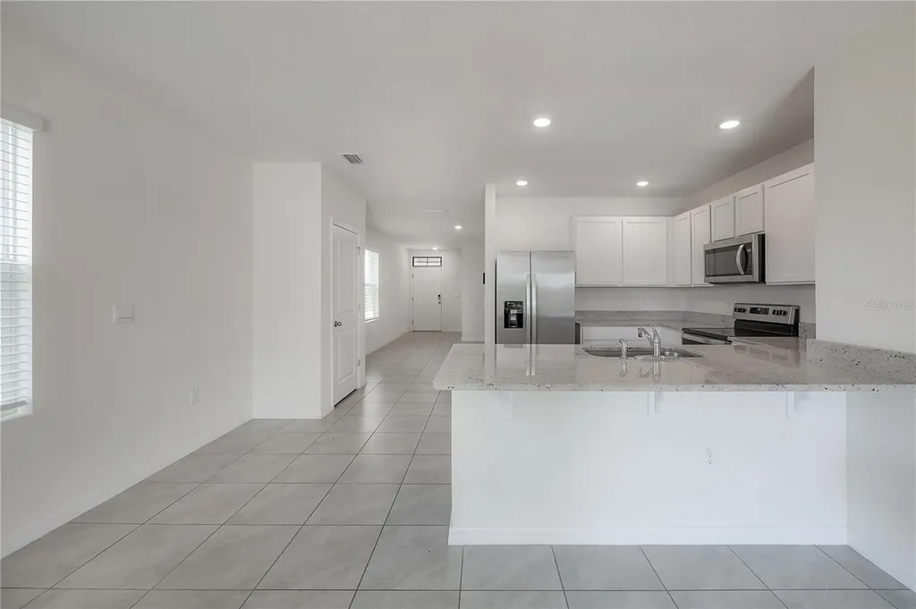 17042 Oval Rum Drive Wimauma FL 33598
