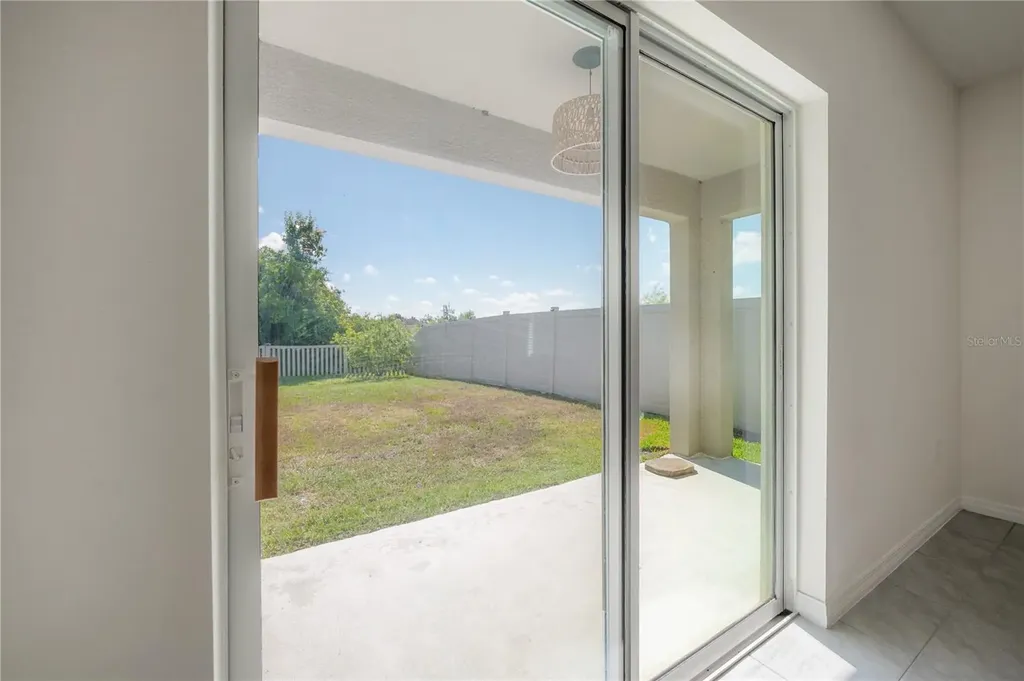 17042 Oval Rum Drive Wimauma FL 33598