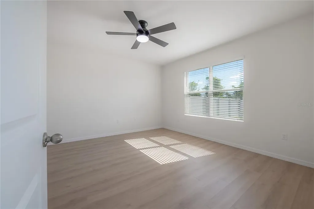 17042 Oval Rum Drive Wimauma FL 33598