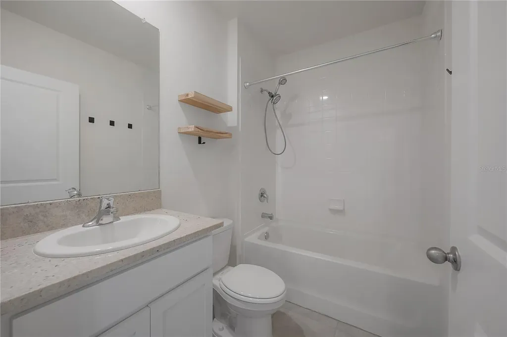 17042 Oval Rum Drive Wimauma FL 33598