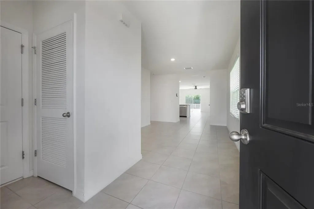 17042 Oval Rum Drive Wimauma FL 33598