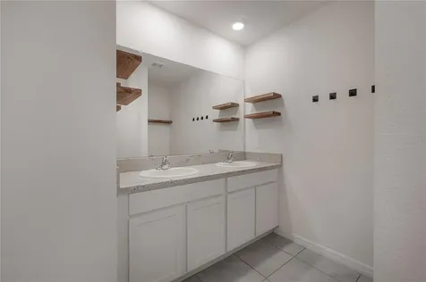 17042 Oval Rum Drive Wimauma FL 33598