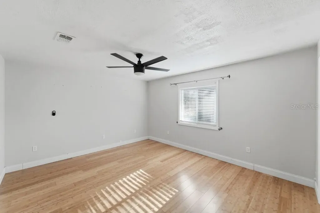 332 Shadydale Court Deltona FL 32738