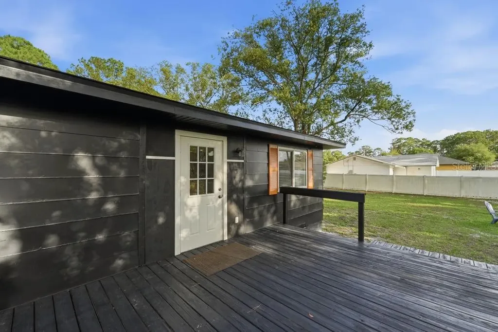 332 Shadydale Court Deltona FL 32738