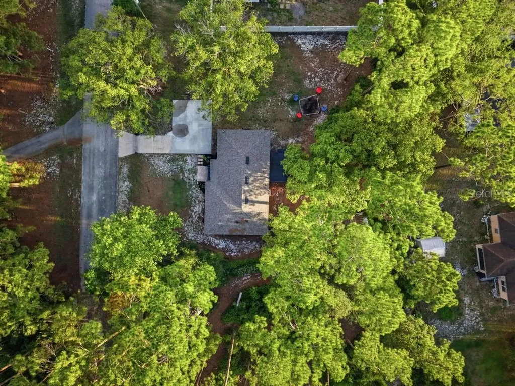 332 Shadydale Court Deltona FL 32738