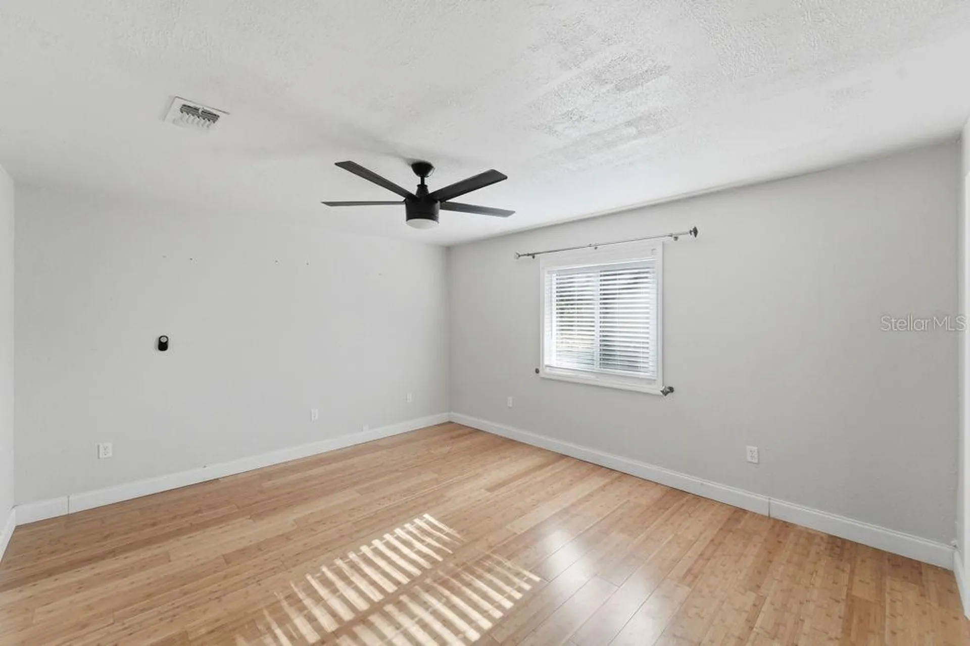 332 Shadydale Court Deltona FL 32738