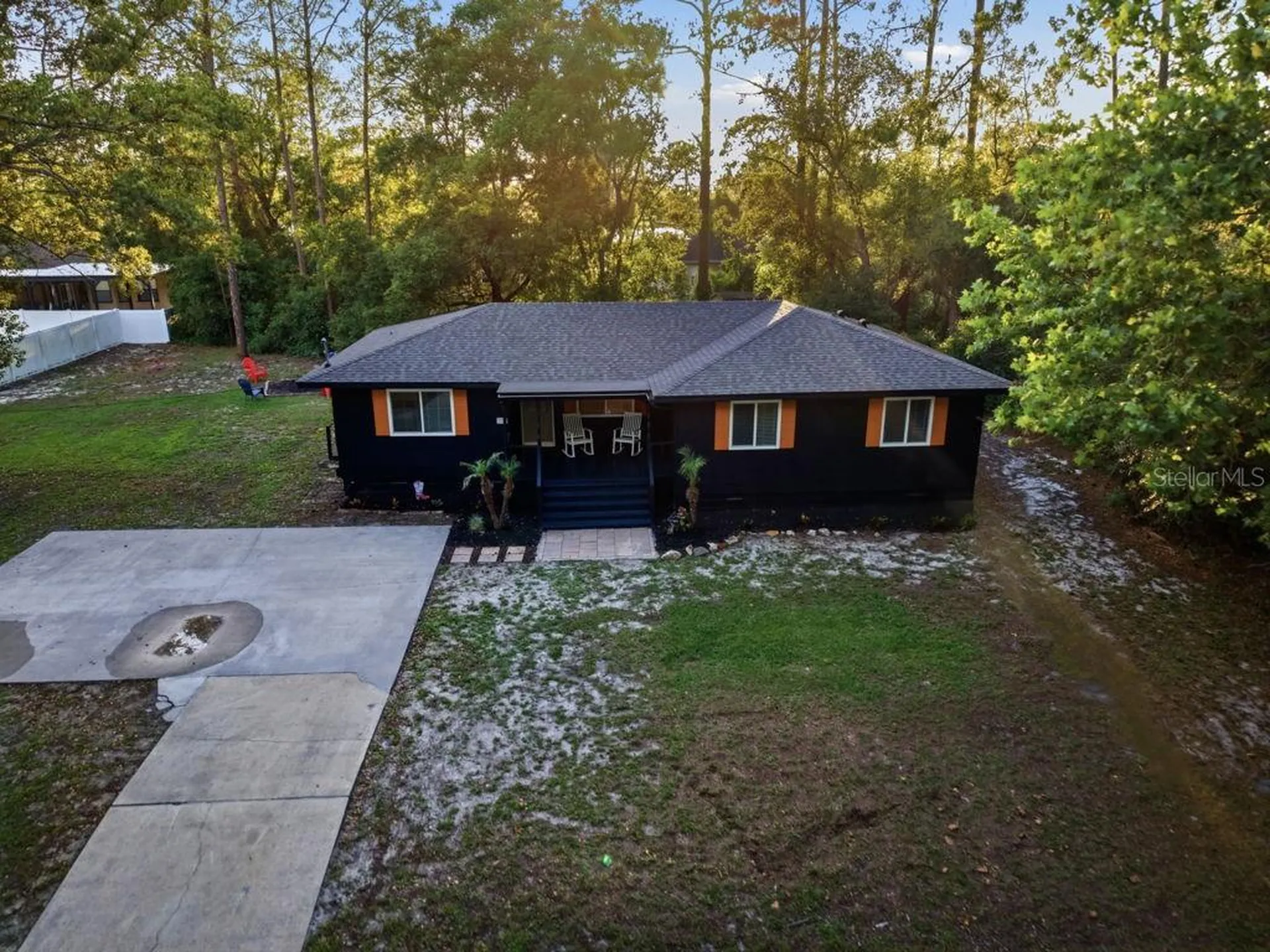 332 Shadydale Court Deltona FL 32738