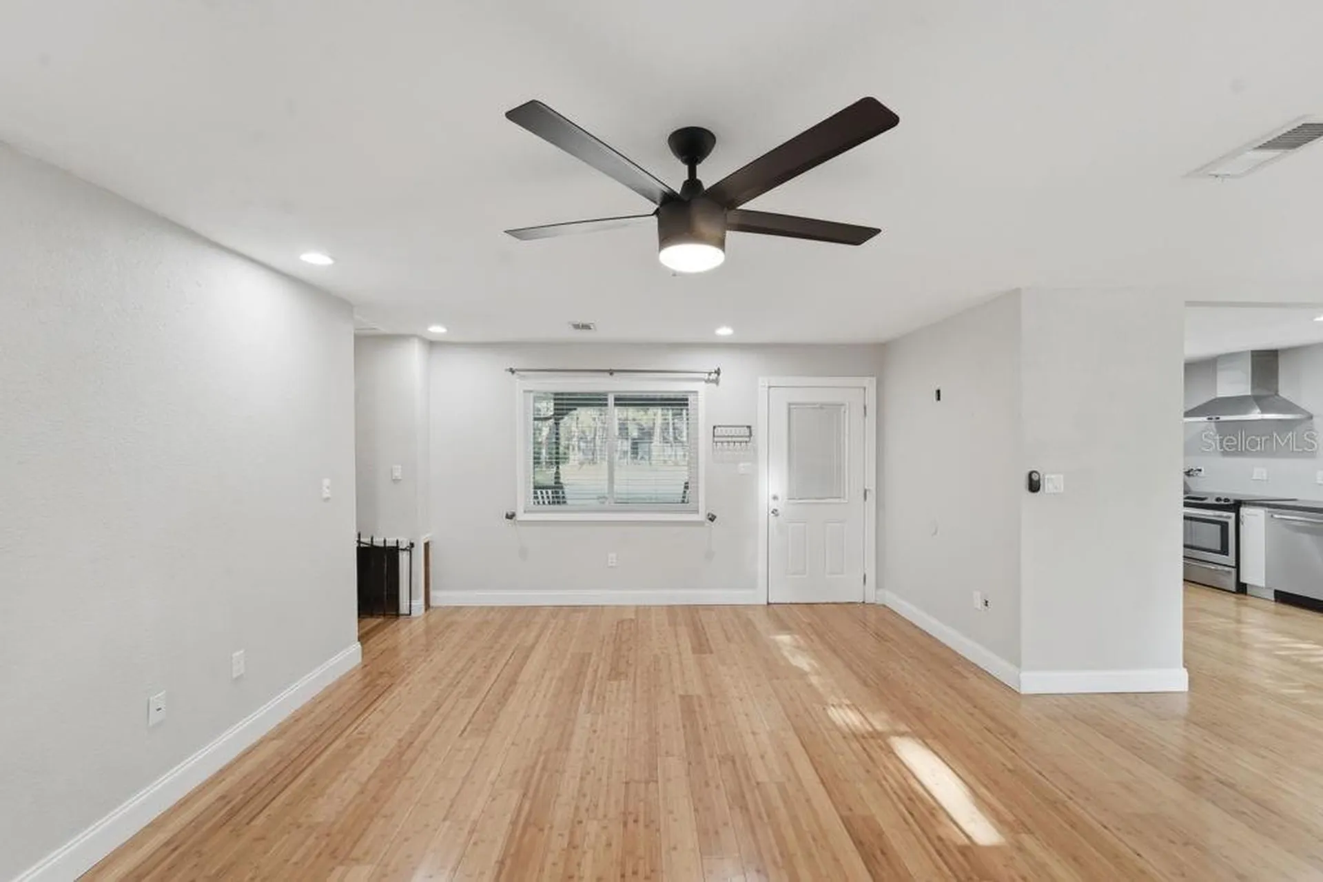 332 Shadydale Court Deltona FL 32738
