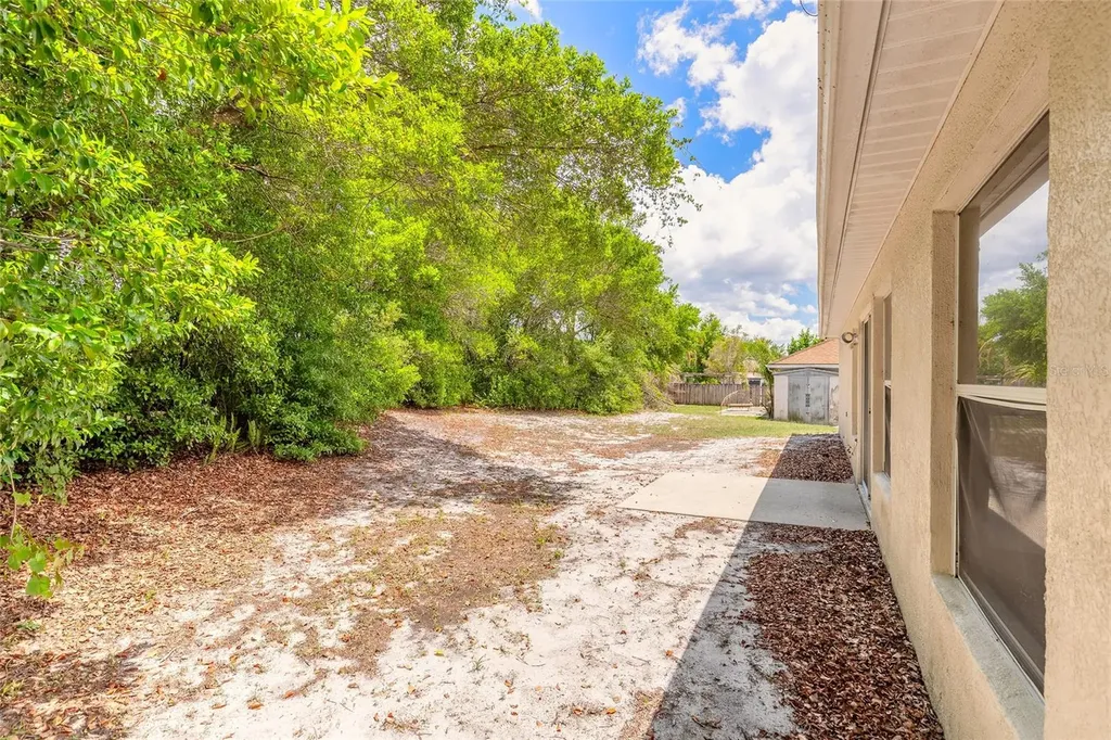 2593 Sedgefield Avenue Deltona FL 32725