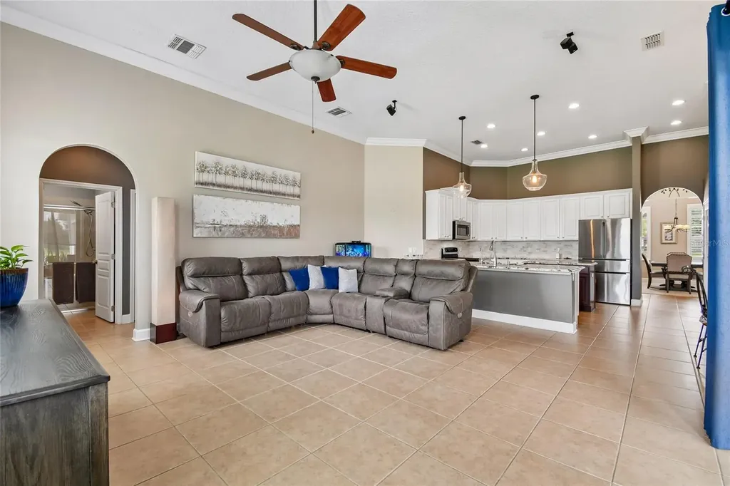 2821 Rustic Oak Place Oviedo FL 32766