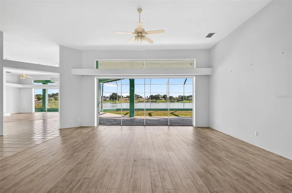 8911 Riverlachen Way Riverview FL 33578