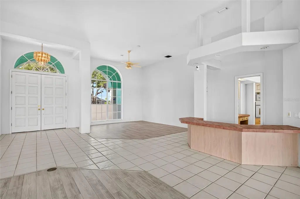 8911 Riverlachen Way Riverview FL 33578